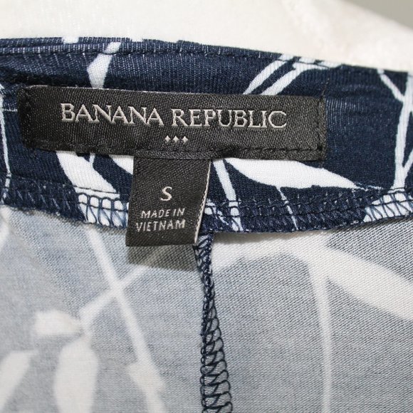 Banana Republic Tropical Print Wrap Dress - Picture 7 of 8